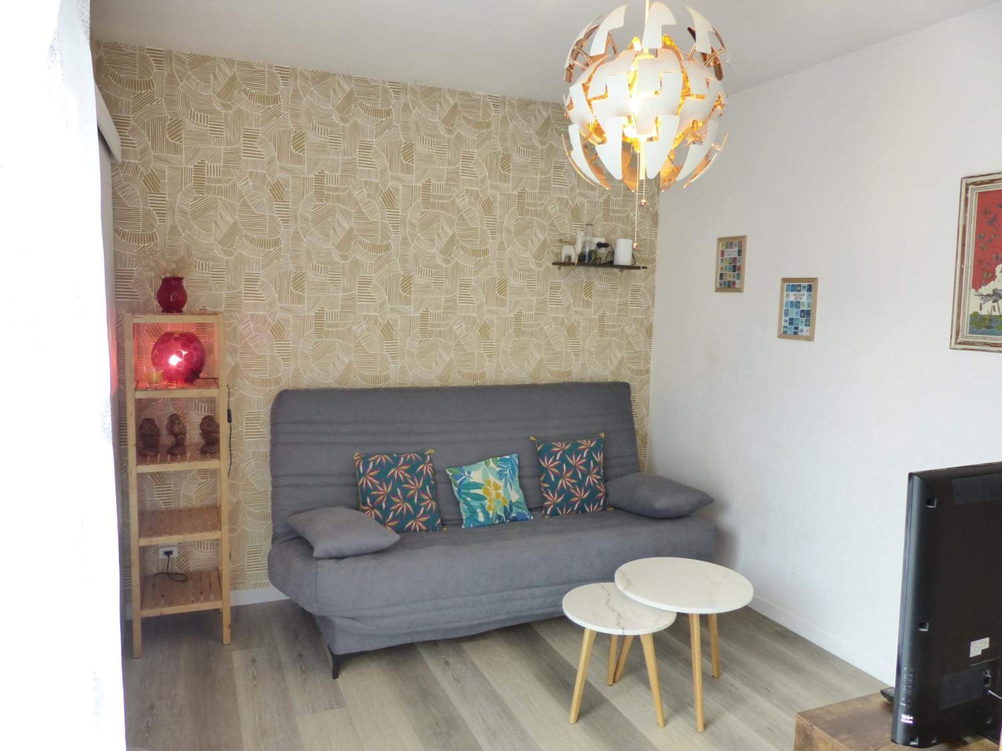 La Petite Maison Tahet, 2 Pers Avec Terrasse Basse-Indre Exterior photo